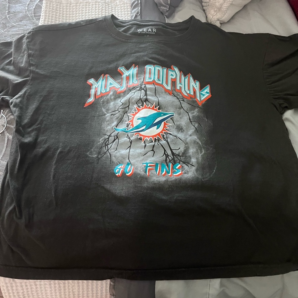 Miami Dolphins WEAR by Erin Andrews Women's Boyfriend T-Shirt - Charcoal